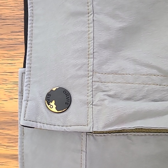 Orvis mens shorts size 40. - Picture 3 of 6